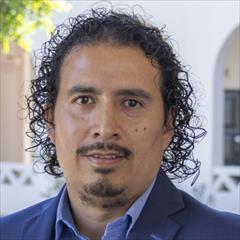 Dr. Misael Avendaño Camacho